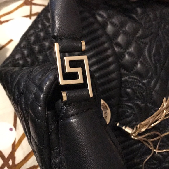 Gianni Versace Bag- no low bids. Thank you - Picture 7 of 7